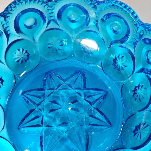 Vintage L.E. Smith Moon And Stars Colonial Blue Glass Small Bowl - Picture 4 of 11
